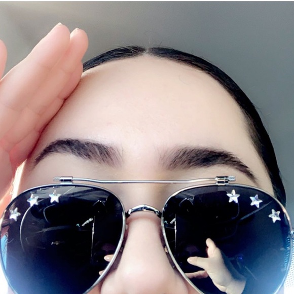 Givenchy aviator sunglasses - Picture 3 of 3